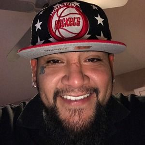 Meet your Posher, Hugo